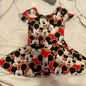 wild Rich Kids mickey faces skirted leotard size 3/4